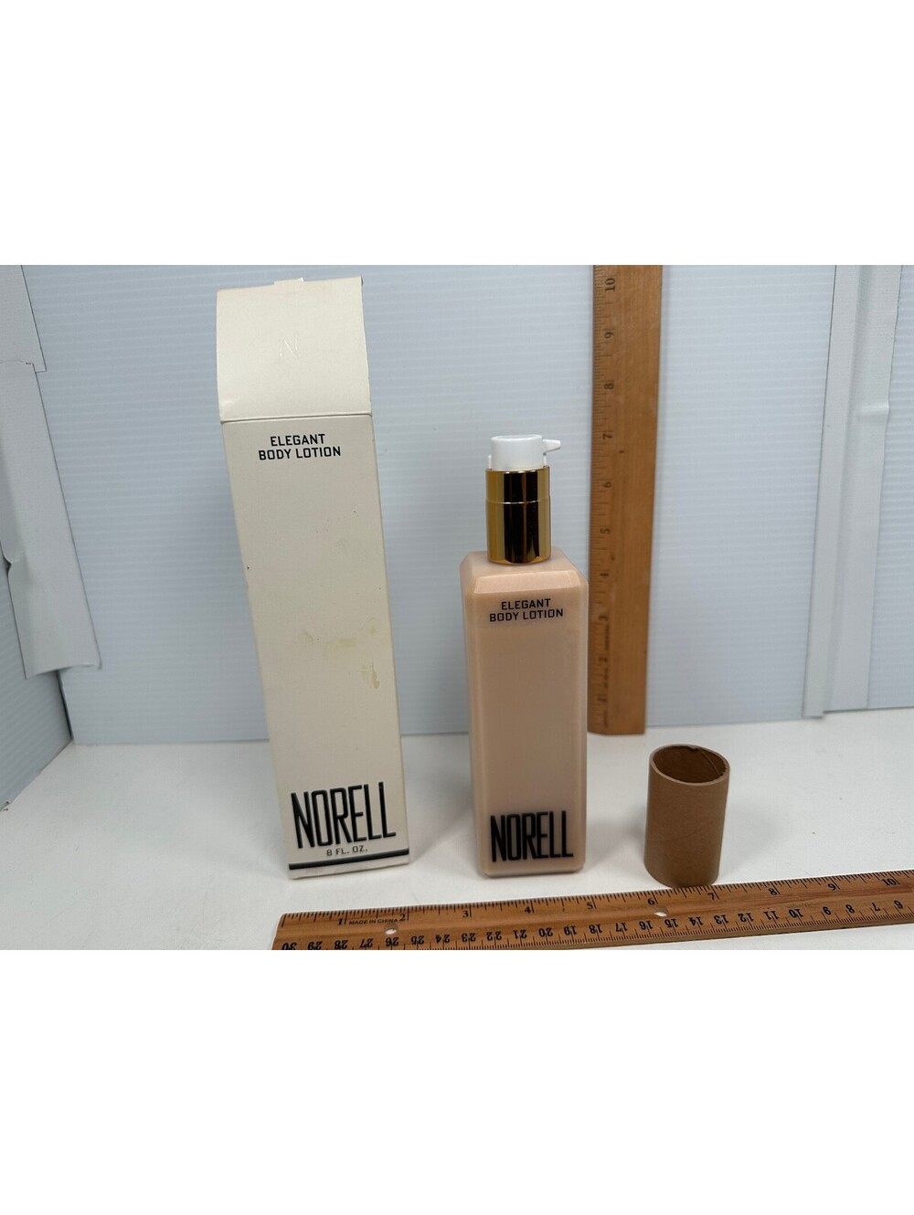 Norell Elegant Body Lotion Vintage *READ LOOK* 8 OZ Prestige Fragrances Box